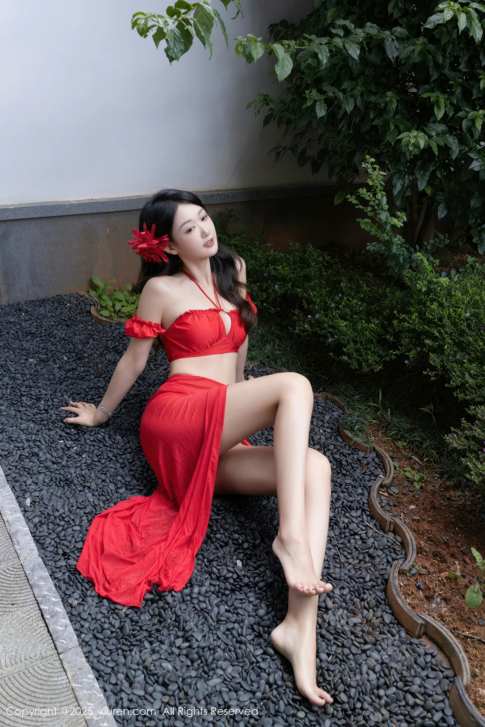Xgyw.Org_[XiuRen秀人网]No.10662_模特唐安琪性感红色短裙露红色泳衣秀曼妙身姿迷人诱惑写真80P
