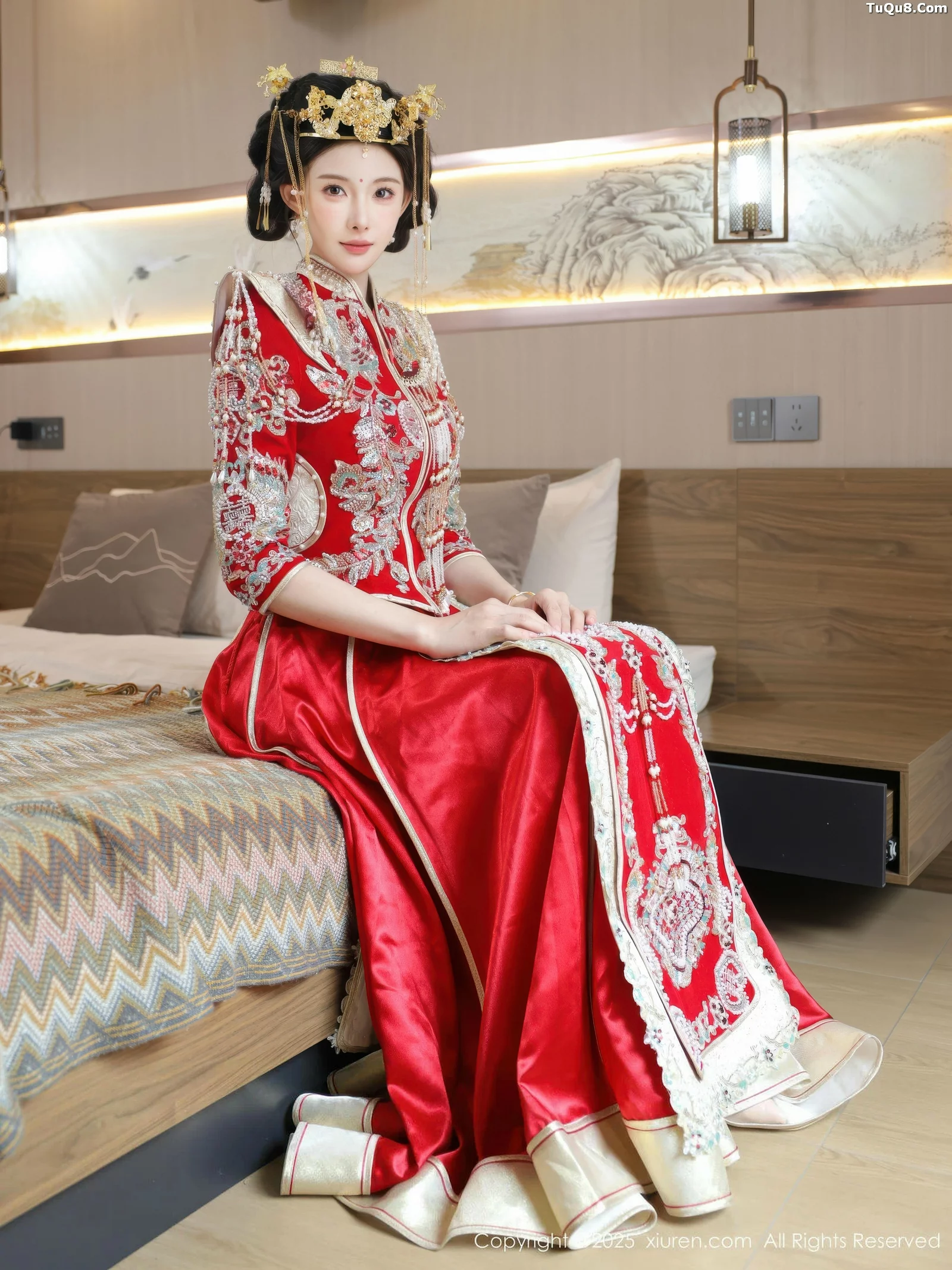 Xgyw.Org_[XiuRen秀人网]No.10742_模特梨霜儿性感红色新娘服饰配肉色丝袜秀丰腴身材迷人诱惑写真84P