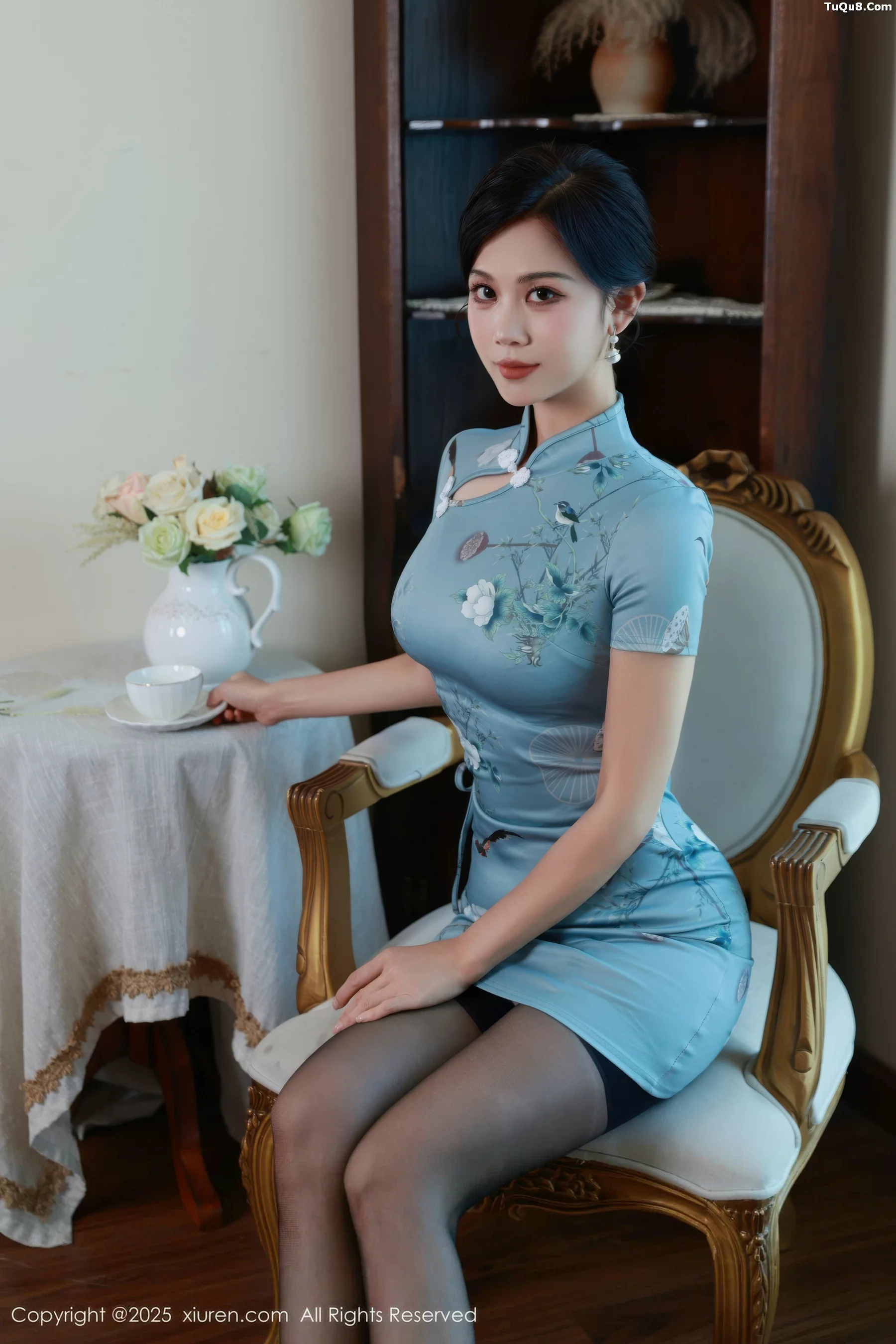 Xgyw.Org_[XiuRen秀人网]No.10753_模特玫瑰我爱你性感旗袍露黑色内衣配黑丝吊袜秀凹凸身材诱惑写真70P