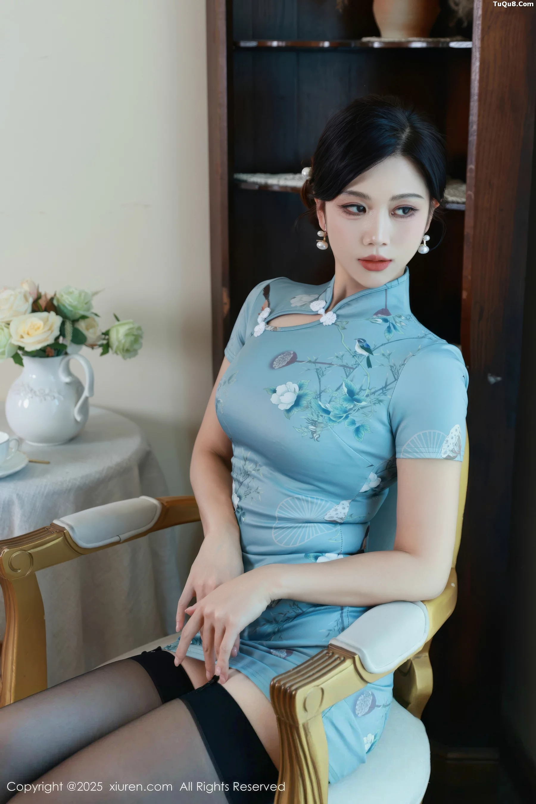 Xgyw.Org_[XiuRen秀人网]No.10753_模特玫瑰我爱你性感旗袍露黑色内衣配黑丝吊袜秀凹凸身材诱惑写真70P