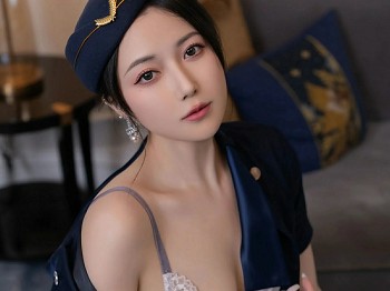 XiuRen第10142期_模特鱼子酱Fish性感空姐制服露白色内衣配灰丝袜秀美腿诱惑写真80P