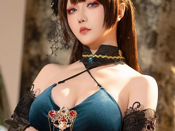 Coser小姐姐星之迟迟25年3月计划F碧蓝航线天城主题性感低胸服饰配黑丝吊袜秀美腿诱惑写真51P
